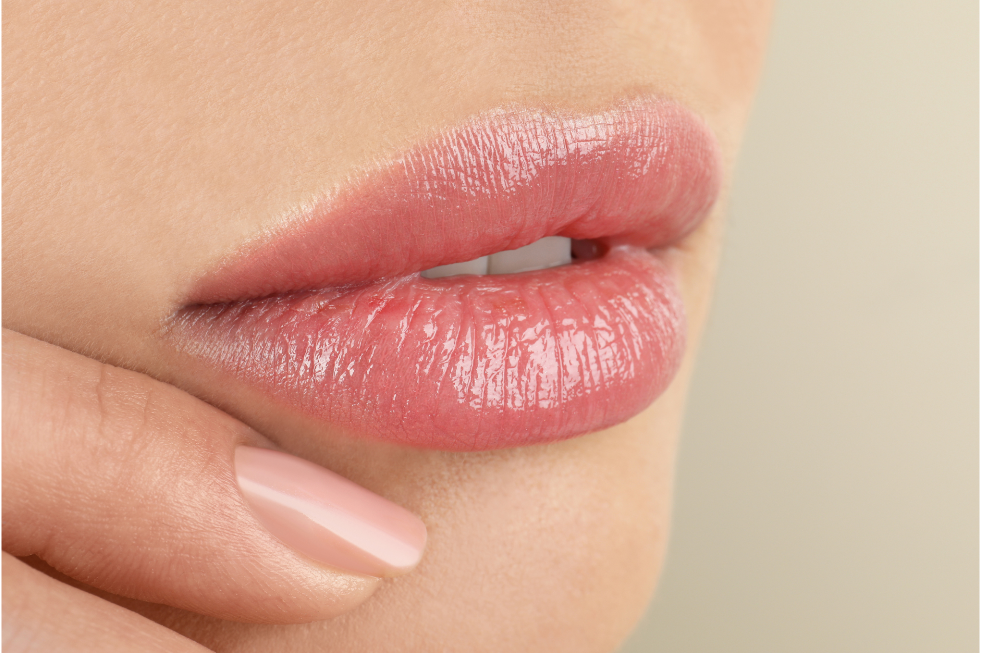 Showing the areas of the face in which the instalift affects